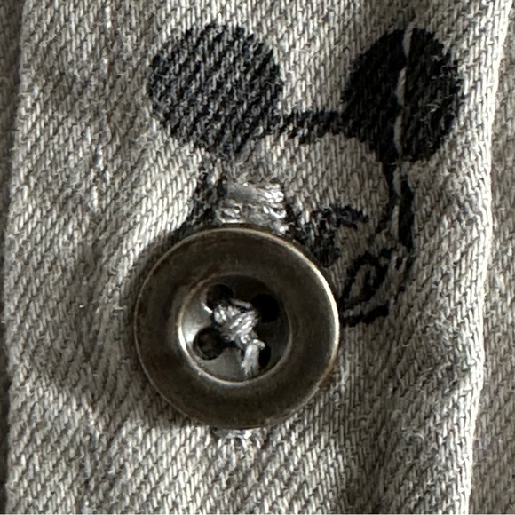 NEW Disney Mickey Mouse XL button up shirt, cotton, gray/black - Picture 12 of 14